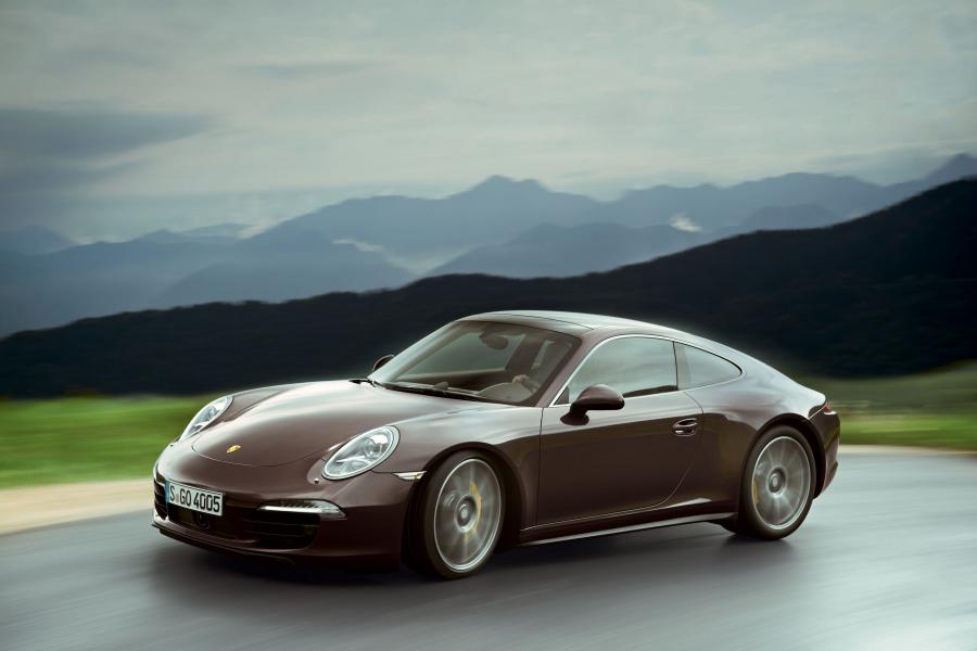  Porsche 911 Carrera 4S 2012 года  (фото 11 из 18)